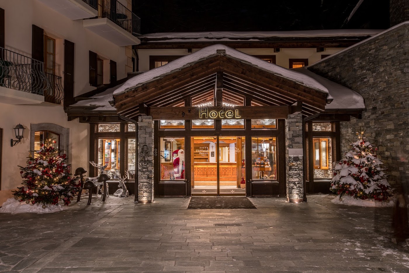 Riffelalp Resort 2222m, dog-friendly hotel, photo 2