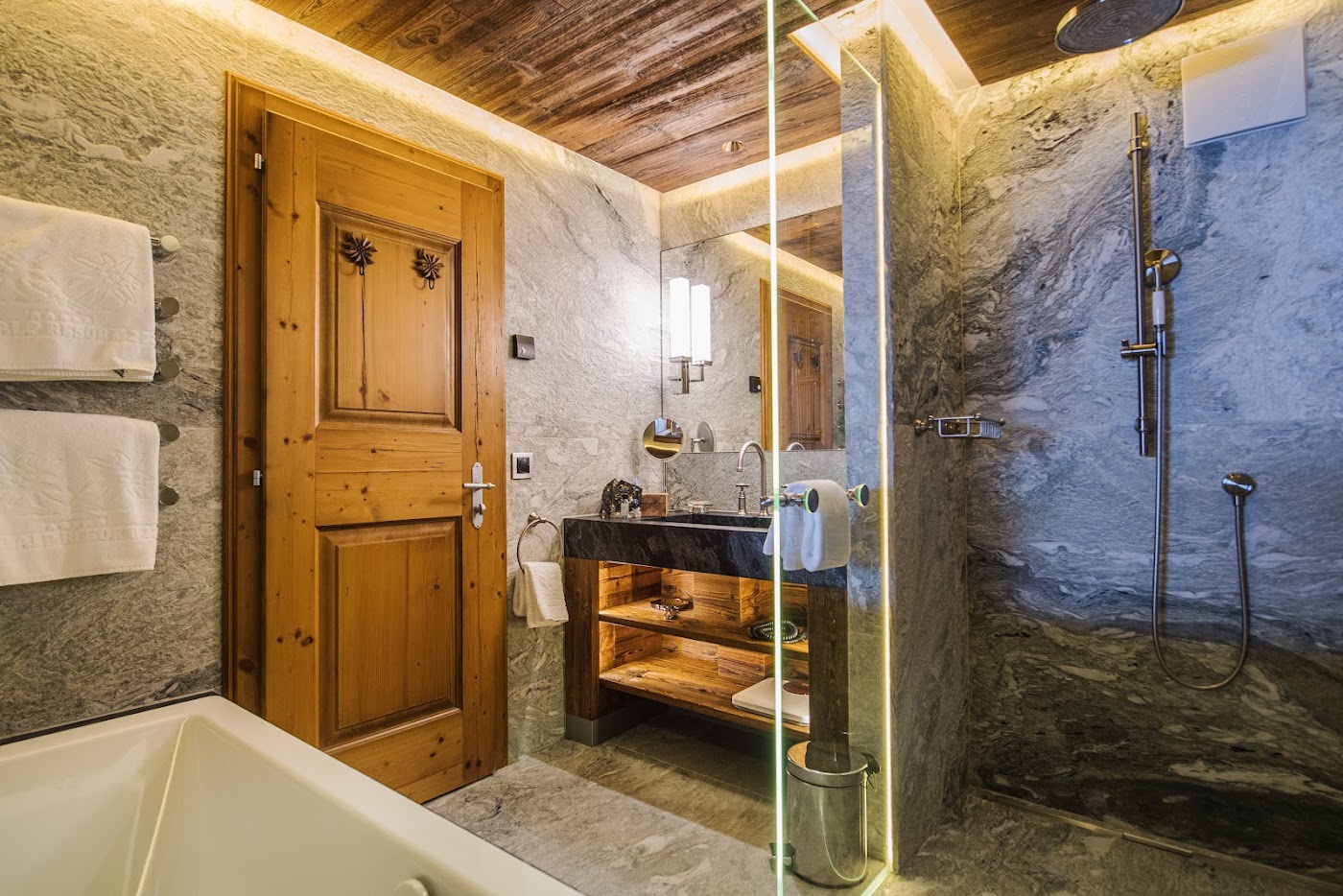 Riffelalp Resort 2222m, dog-friendly hotel, photo 5