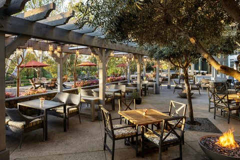 River Terrace Inn, dog-friendly hotel, photo 2