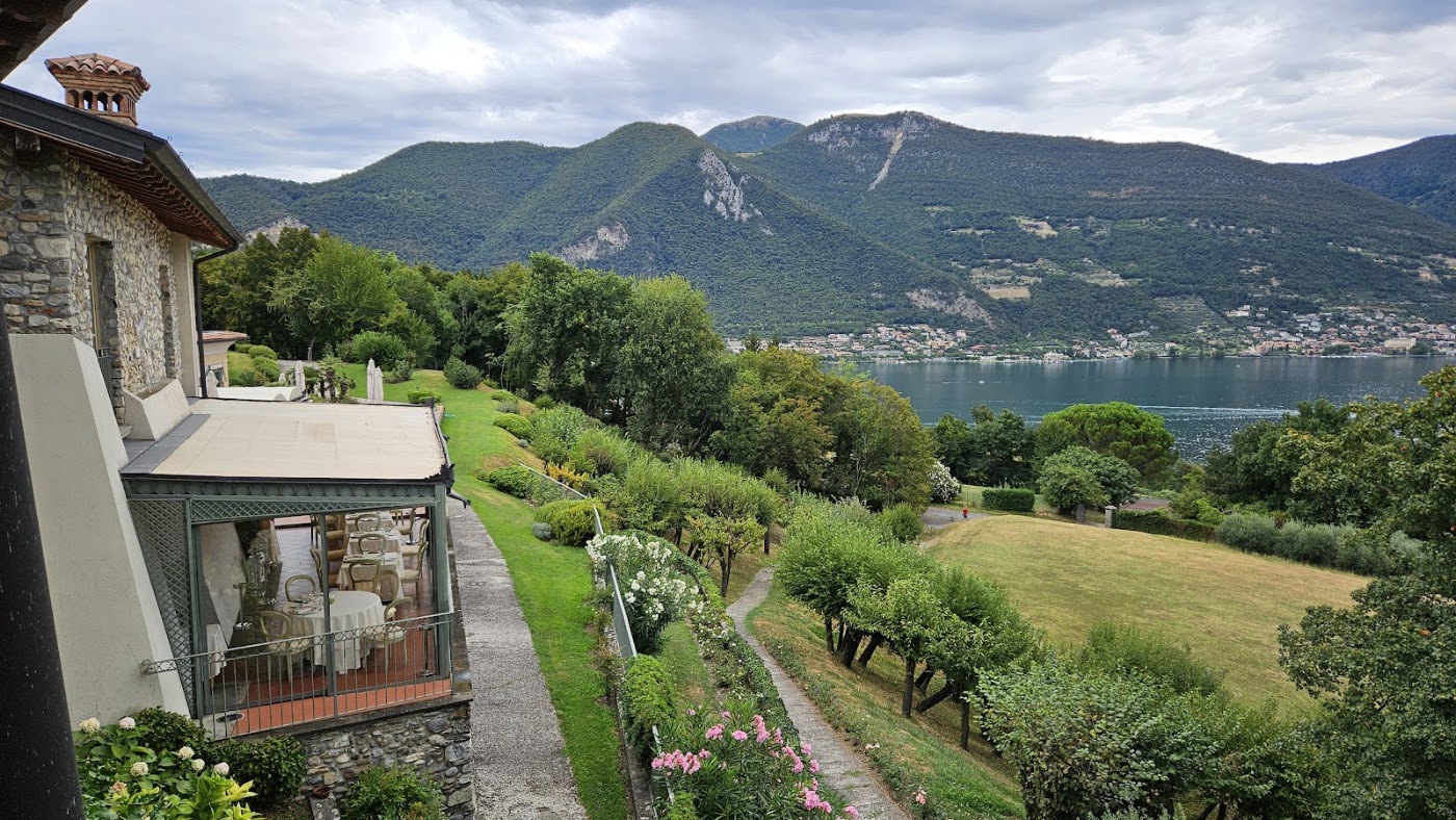 Romantik Hotel Relais Mirabella, dog-friendly hotel, photo 2