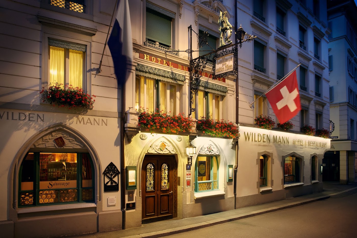 Romantik Hotel Wilden Mann Luzern, dog-friendly hotel, photo 2