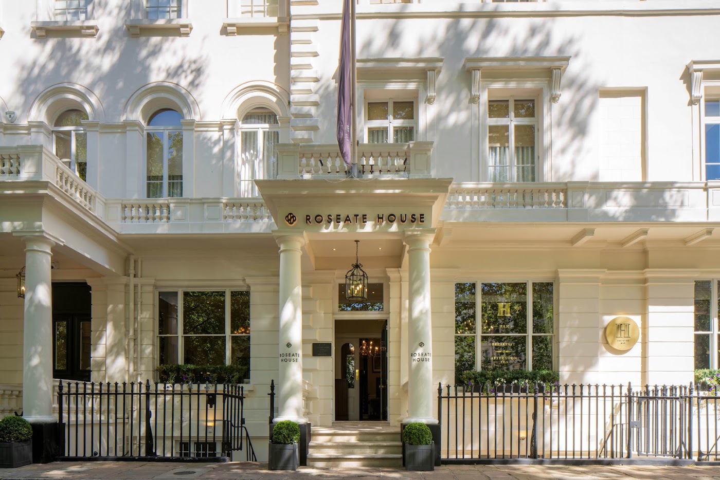 Roseate House London, dog-friendly hotel, photo 2