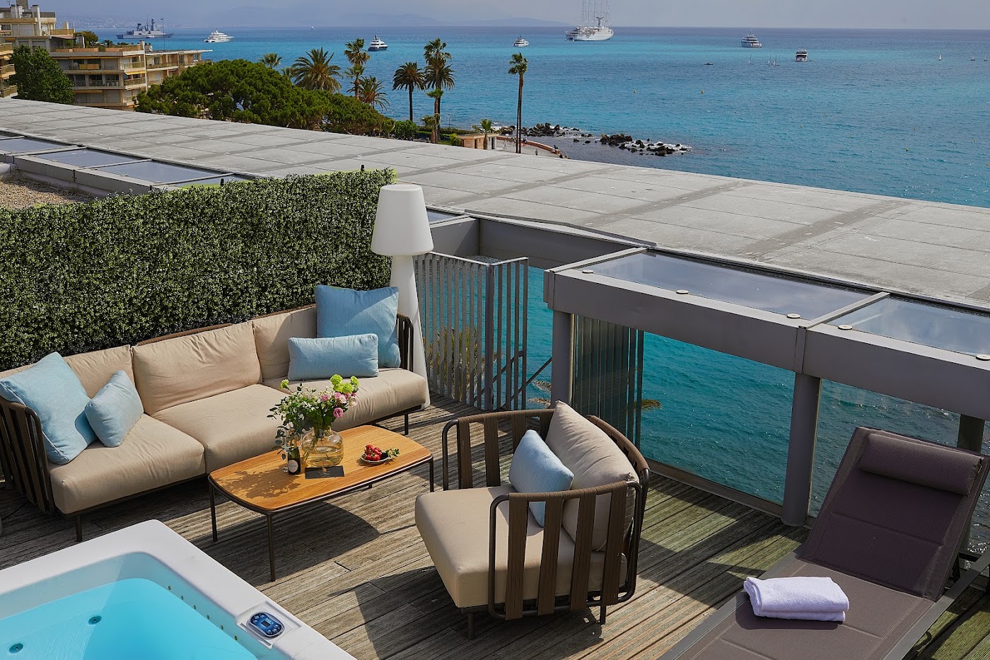 Royal Antibes, dog-friendly hotel, photo 4