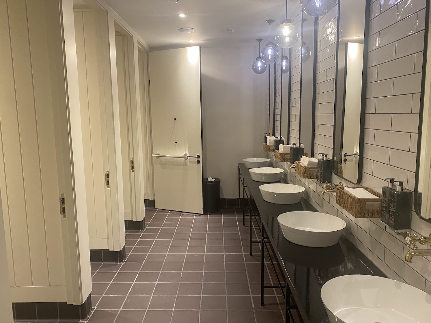 Ruby Molly Hotel Dublin, dog-friendly hotel, photo 5