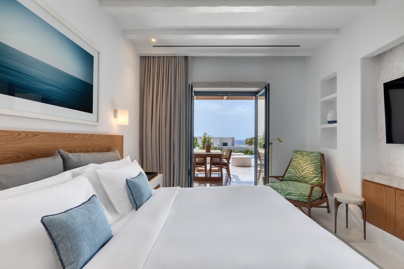 Sandblu Santorini, LXR Hotels & Resorts, dog-friendly hotel, photo 3