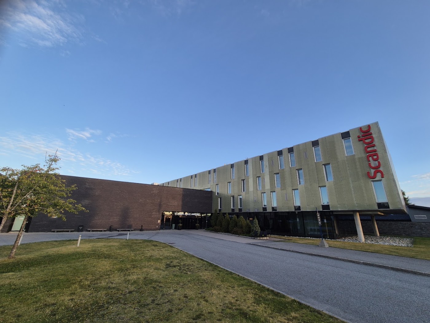 Scandic Oslo Airport, dog-friendly hotel, photo 2