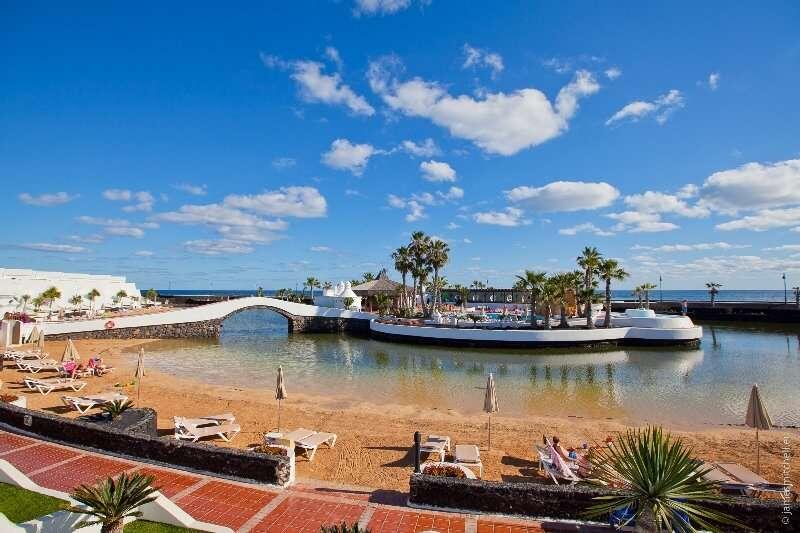 Seaside Sandy Beach, dog-friendly hotel, photo 2