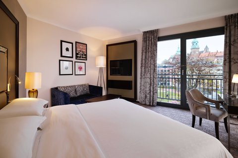 Sheraton Grand Krakow, dog-friendly hotel, photo 5