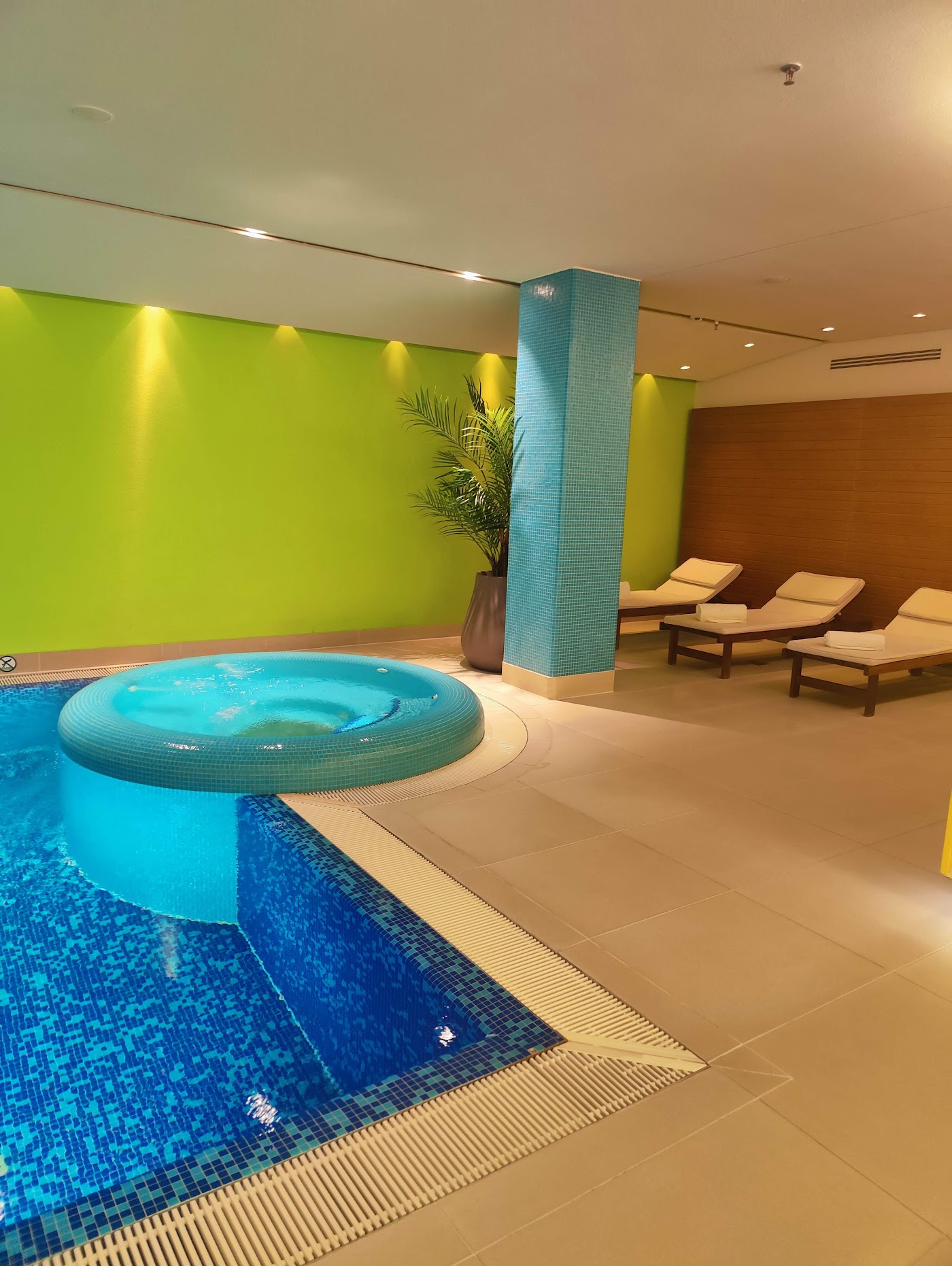 SIDE, a Member of Design Hotels, dog-friendly hotel, photo 4
