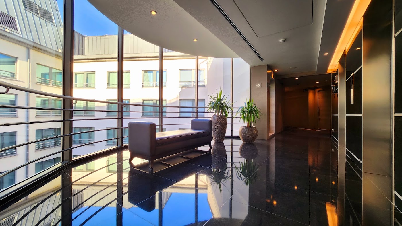 Sofitel Brussels Europe, dog-friendly hotel, photo 4