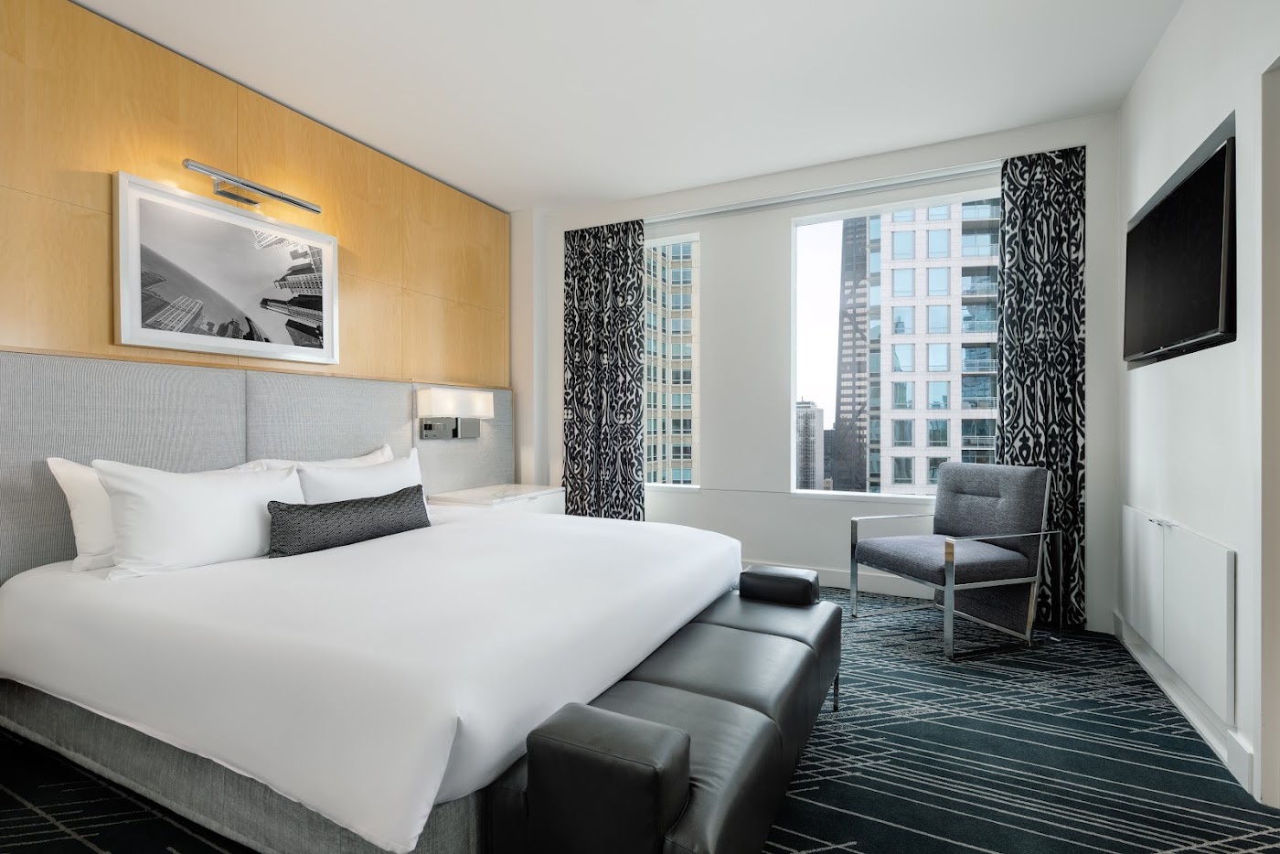 Sofitel Chicago Magnificent Mile, dog-friendly hotel, photo 3
