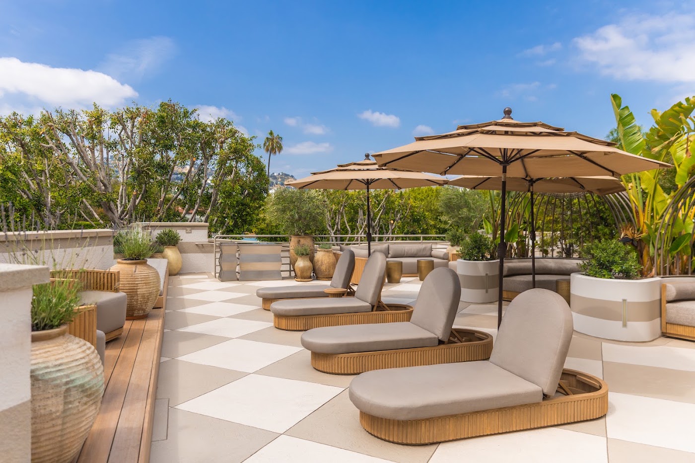 Sofitel Los Angeles at Beverly Hills, dog-friendly hotel, photo 2