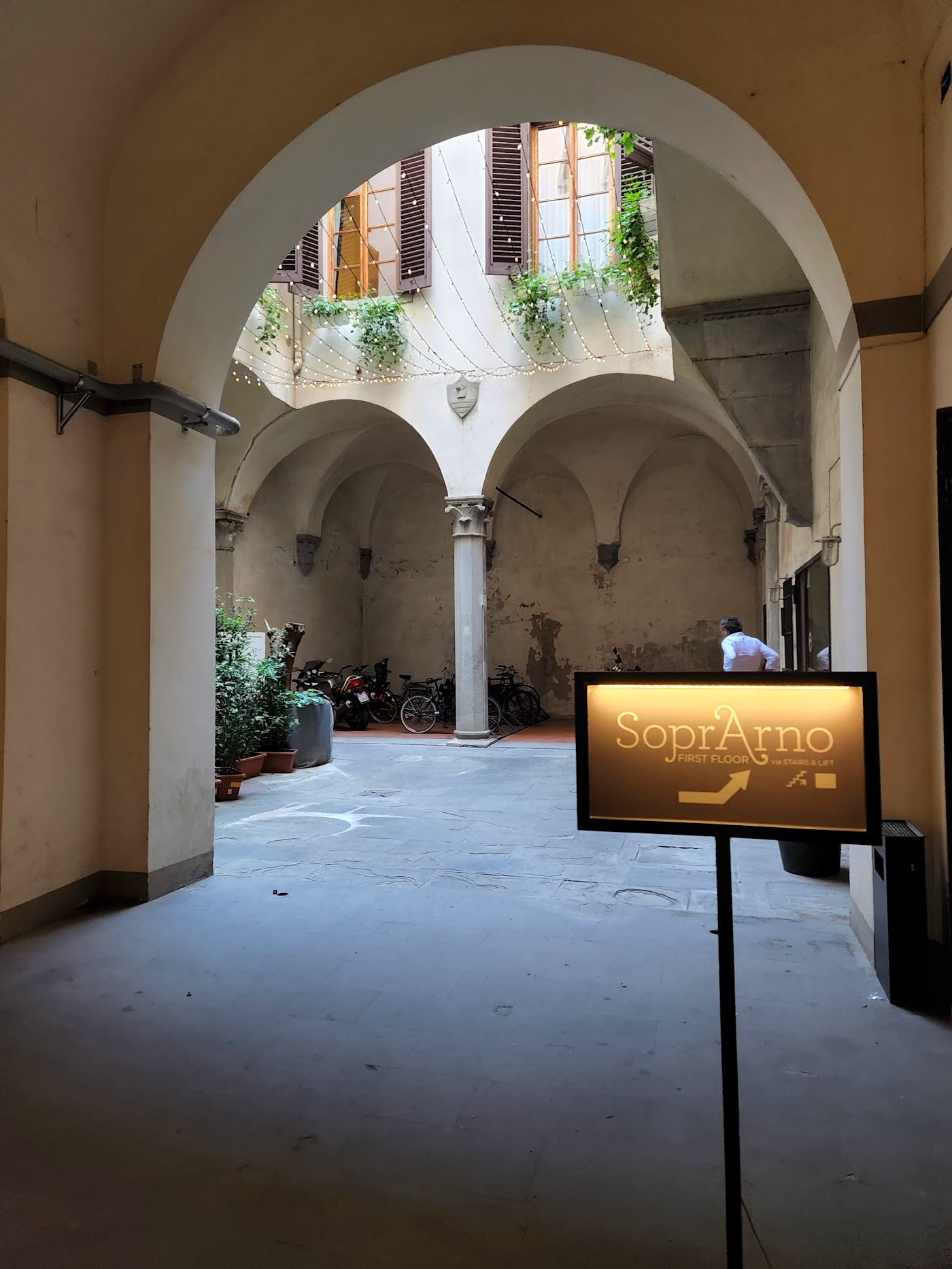 SoprArno Suites, dog-friendly hotel, photo 2