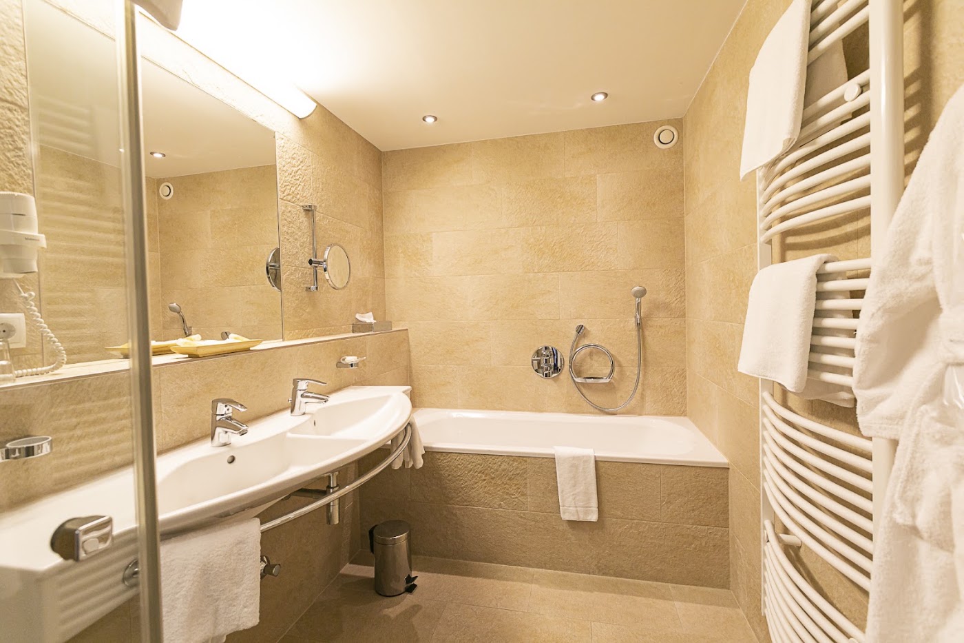 Sporthotel Igls, dog-friendly hotel, photo 4