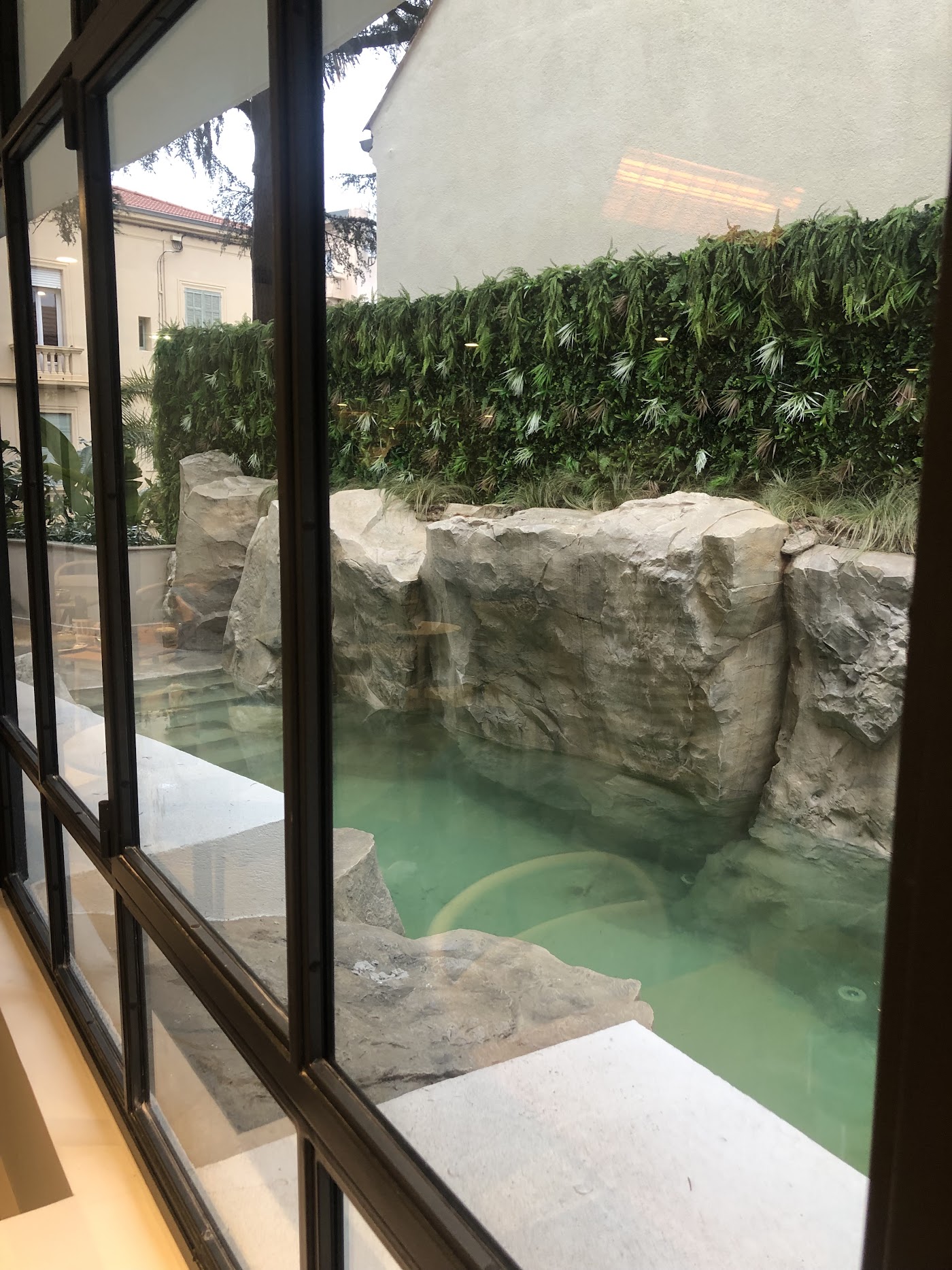 Staybridge Suites Cannes Centre, dog-friendly hotel, photo 4