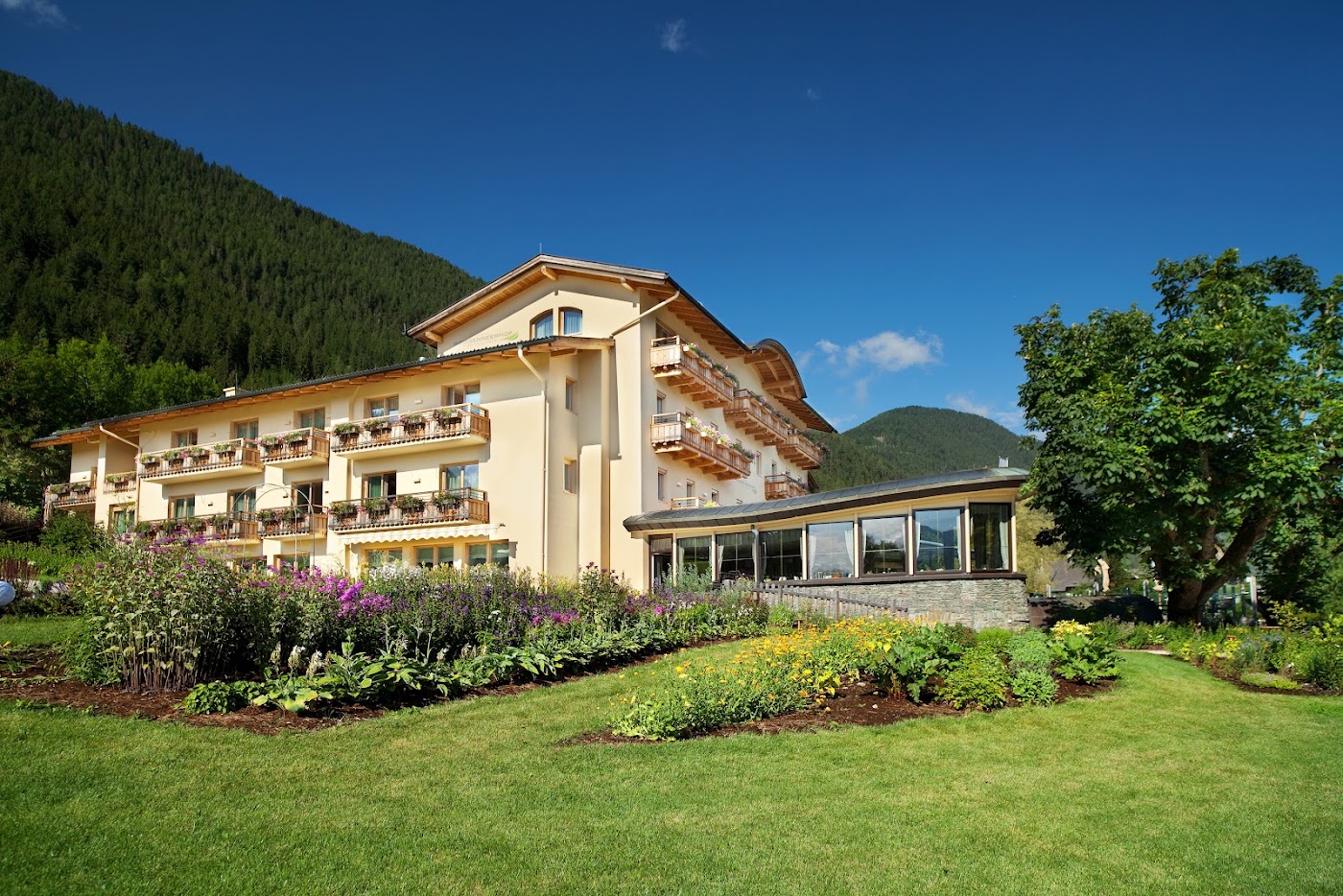 Strandhotel am Weissensee, dog-friendly hotel, photo 2