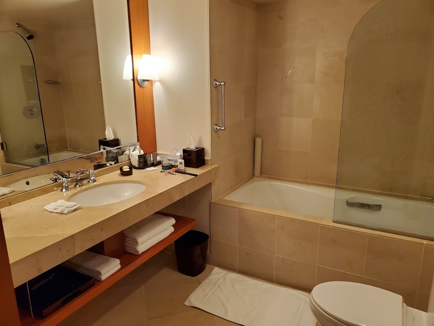 Taj Campton Place, dog-friendly hotel, photo 5