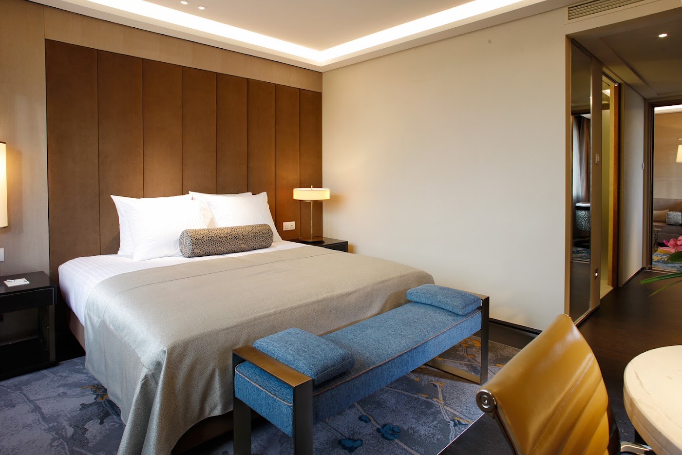 Tangla Hotel Brussels, dog-friendly hotel, photo 3