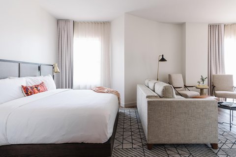 The Alida, Savannah, a Tribute Portfolio Hotel, dog-friendly hotel, photo 2