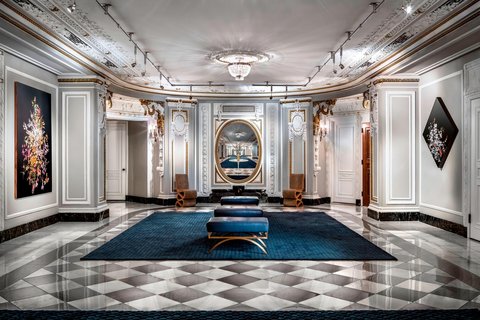 The Blackstone Chicago, dog-friendly hotel, photo 4