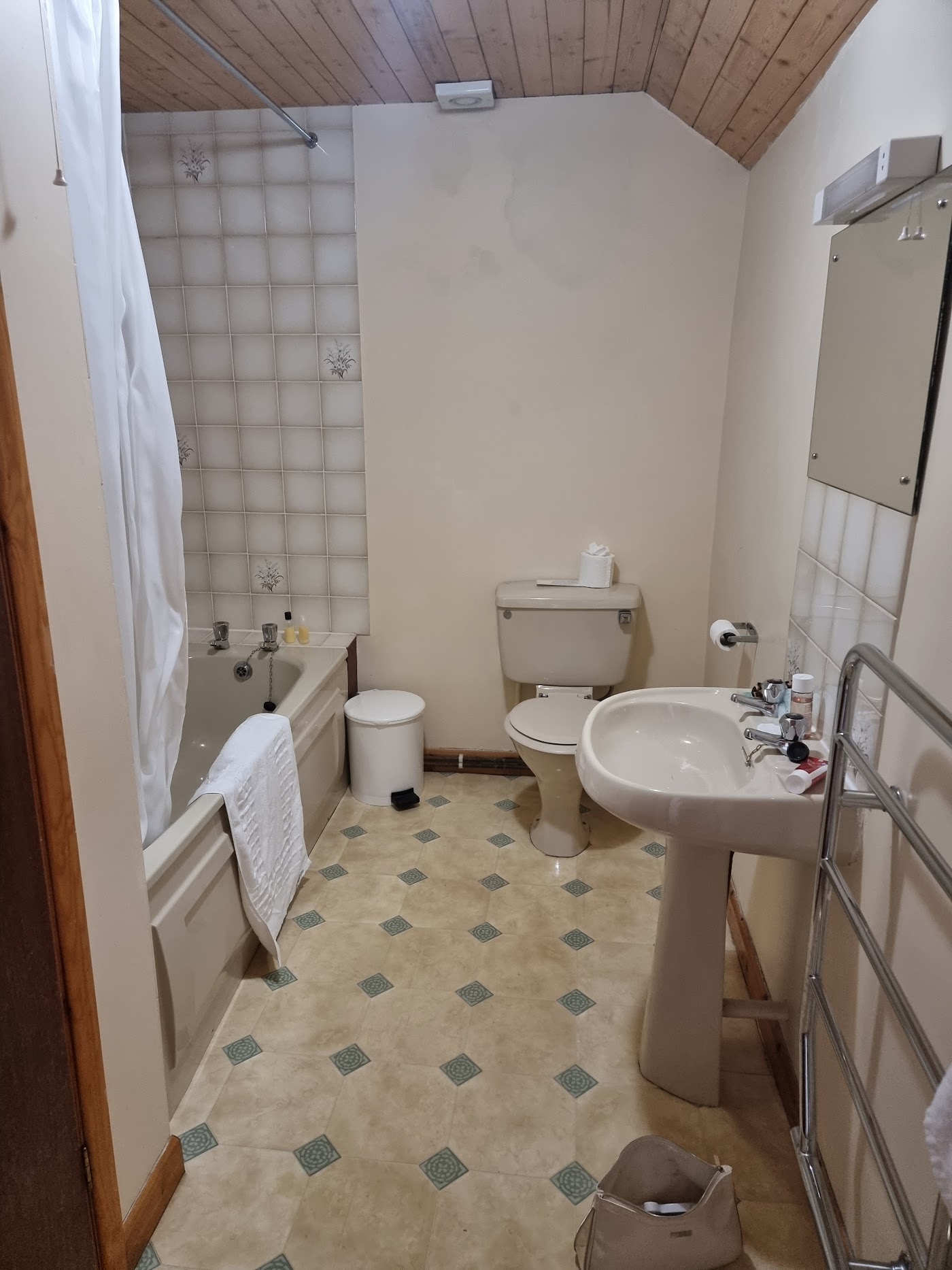 The Brackenrigg Inn, dog-friendly hotel, photo 4