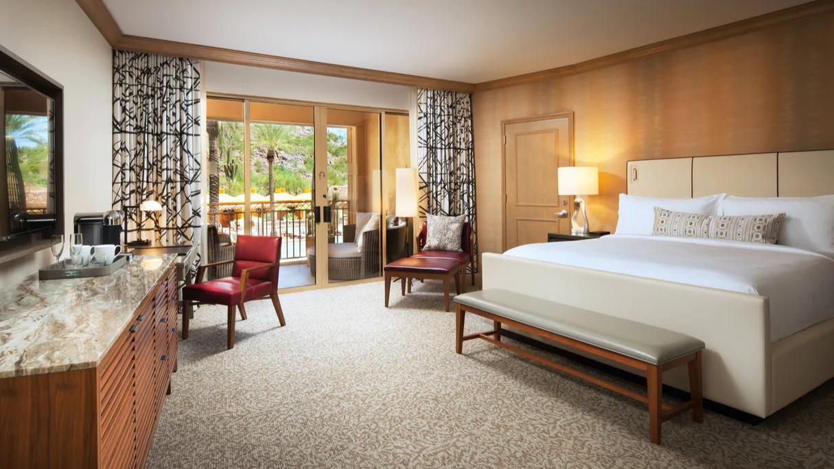 The Canyon Suites at The Phoenician, a Luxury Collection Resort, Scottsdale, dog-friendly hotel, photo 3