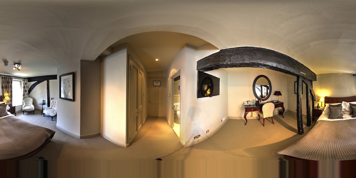 The Castle Inn, Castle Combe, dog-friendly hotel, photo 4