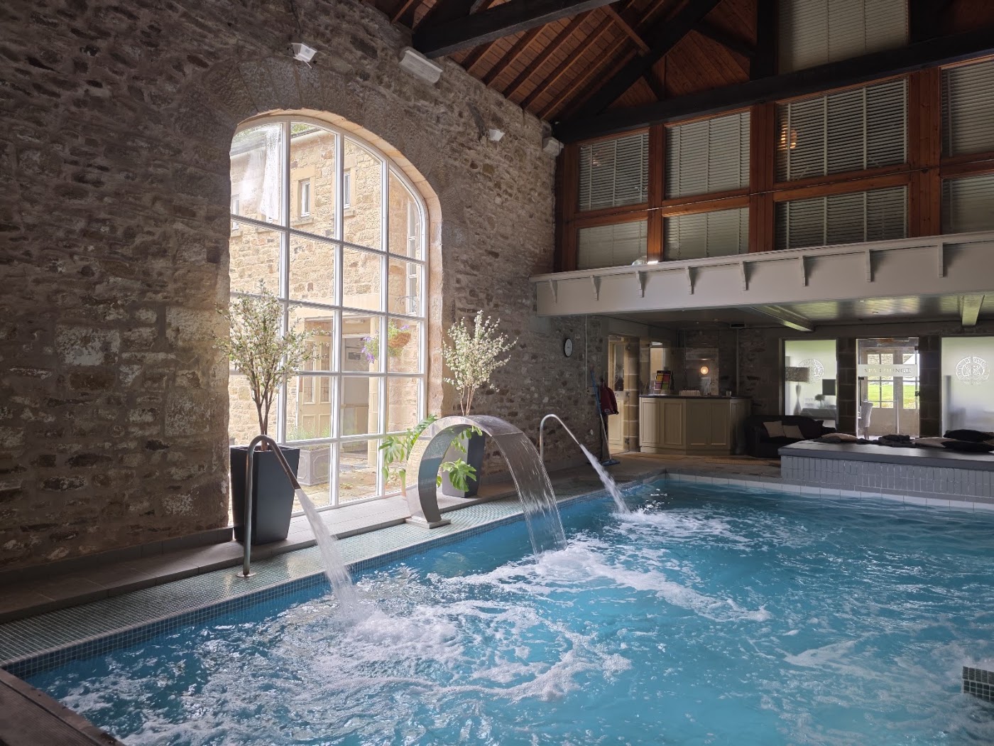 The Devonshire Arms Hotel, dog-friendly hotel, photo 4