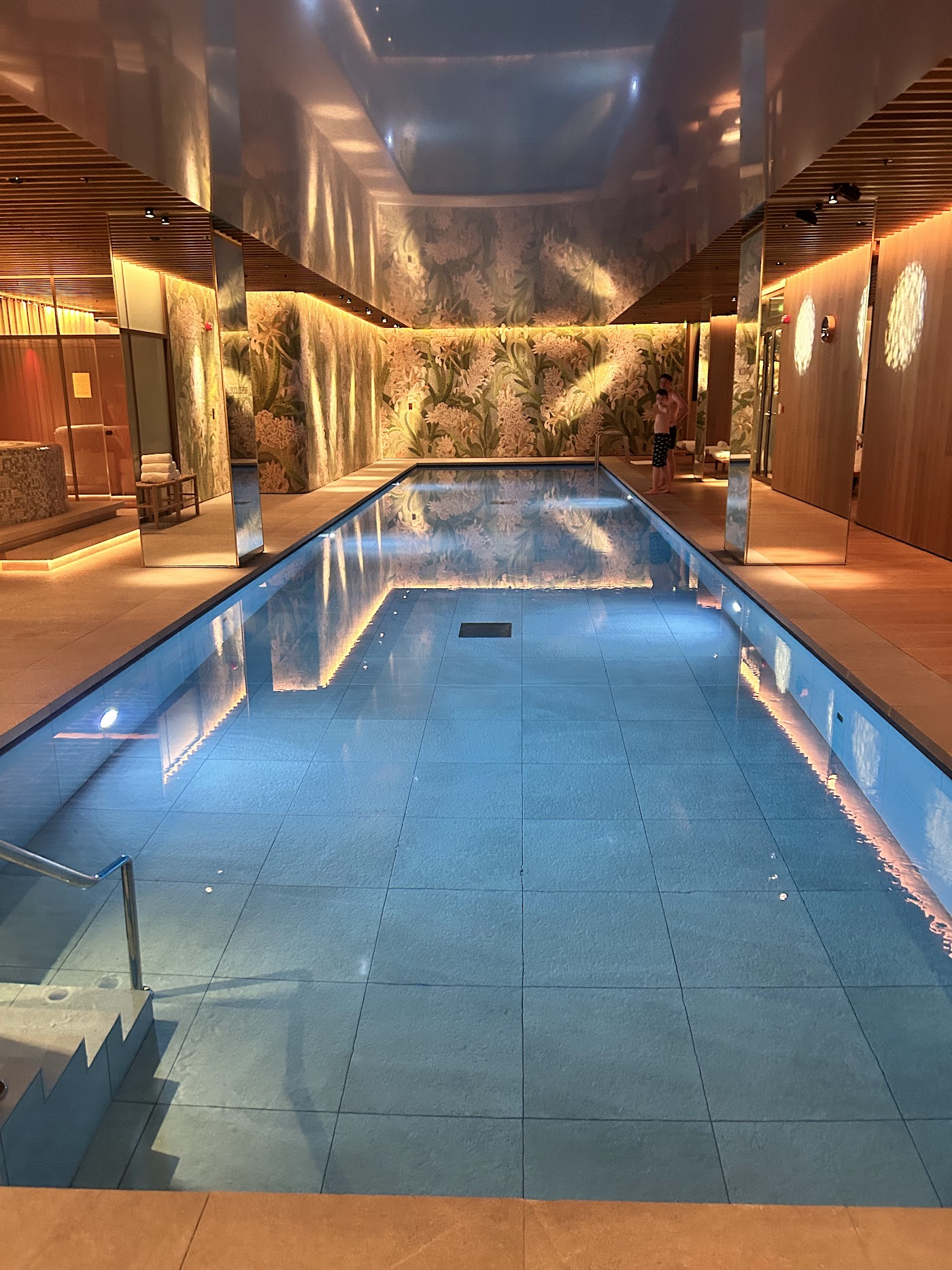 The Dorchester, dog-friendly hotel, photo 4