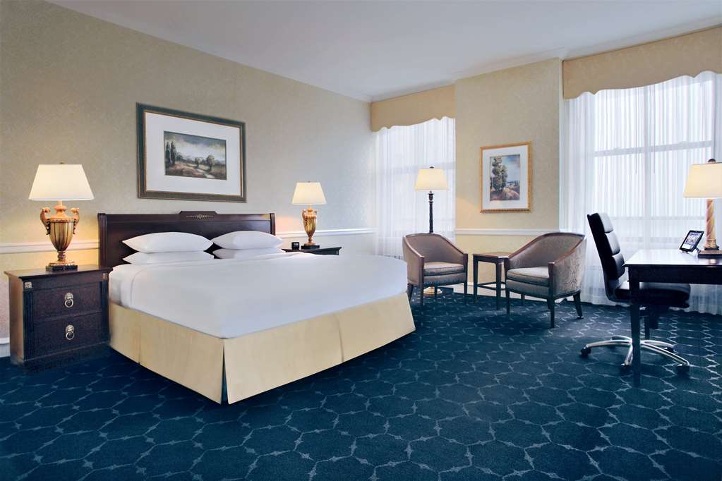 The Drake Chicago, dog-friendly hotel, photo 3