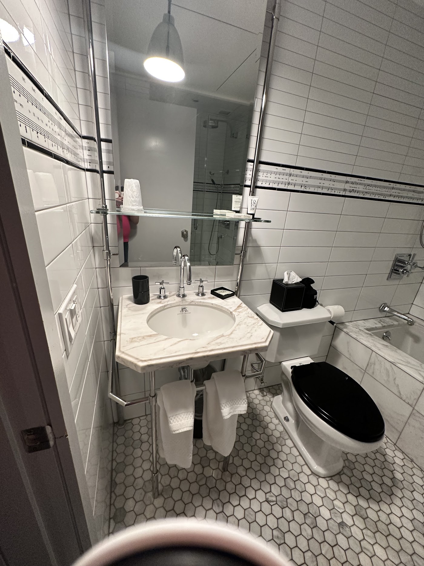 The Evelyn, dog-friendly hotel, photo 4