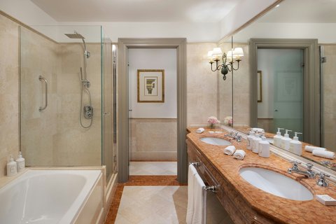 The Excelsior, a Luxury Collection Hotel, Florence, dog-friendly hotel, photo 5