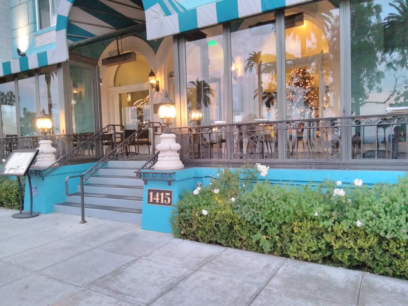 The Georgian Hotel, dog-friendly hotel, photo 4