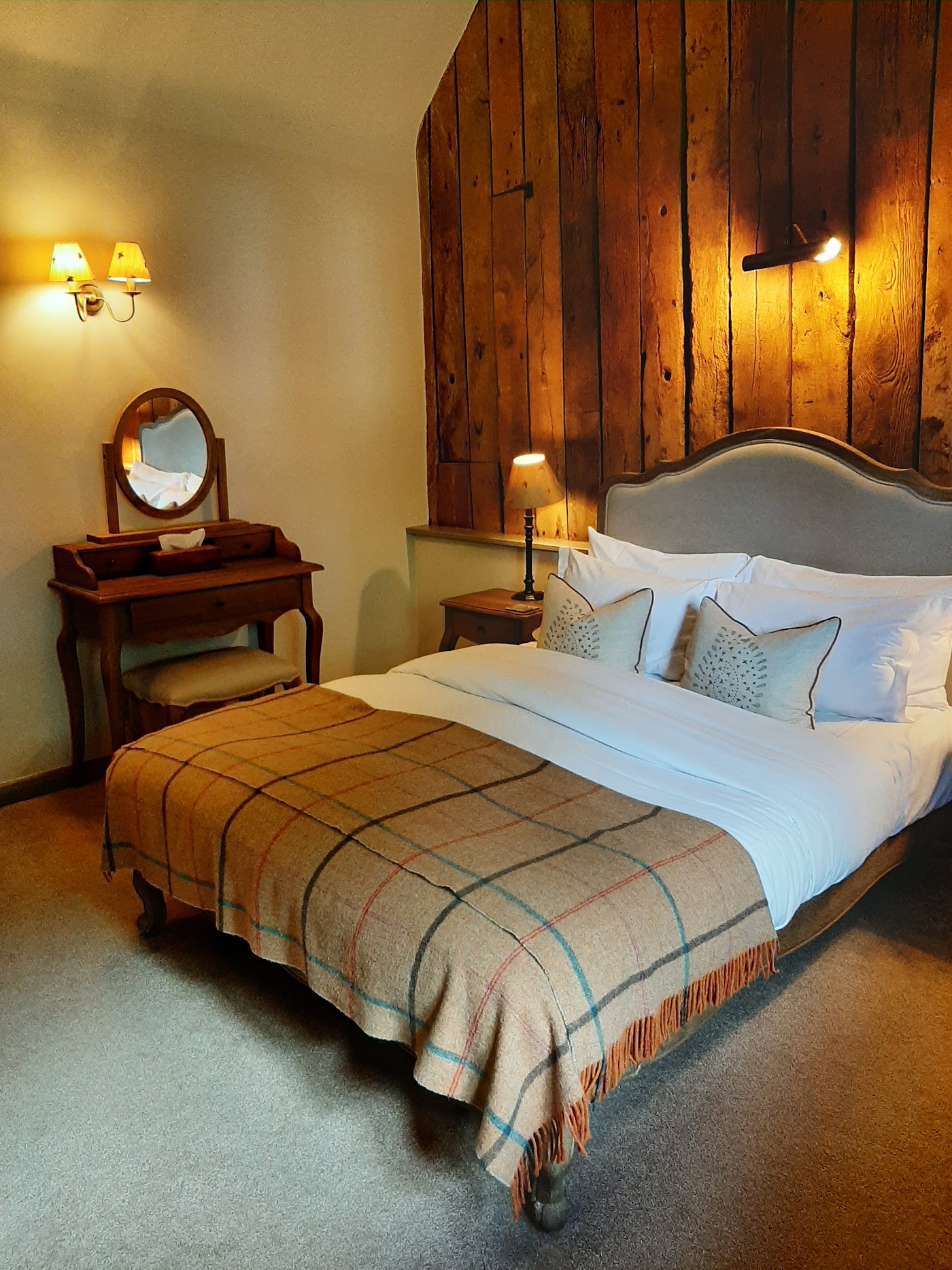 The Halfway Bridge, dog-friendly hotel, photo 3