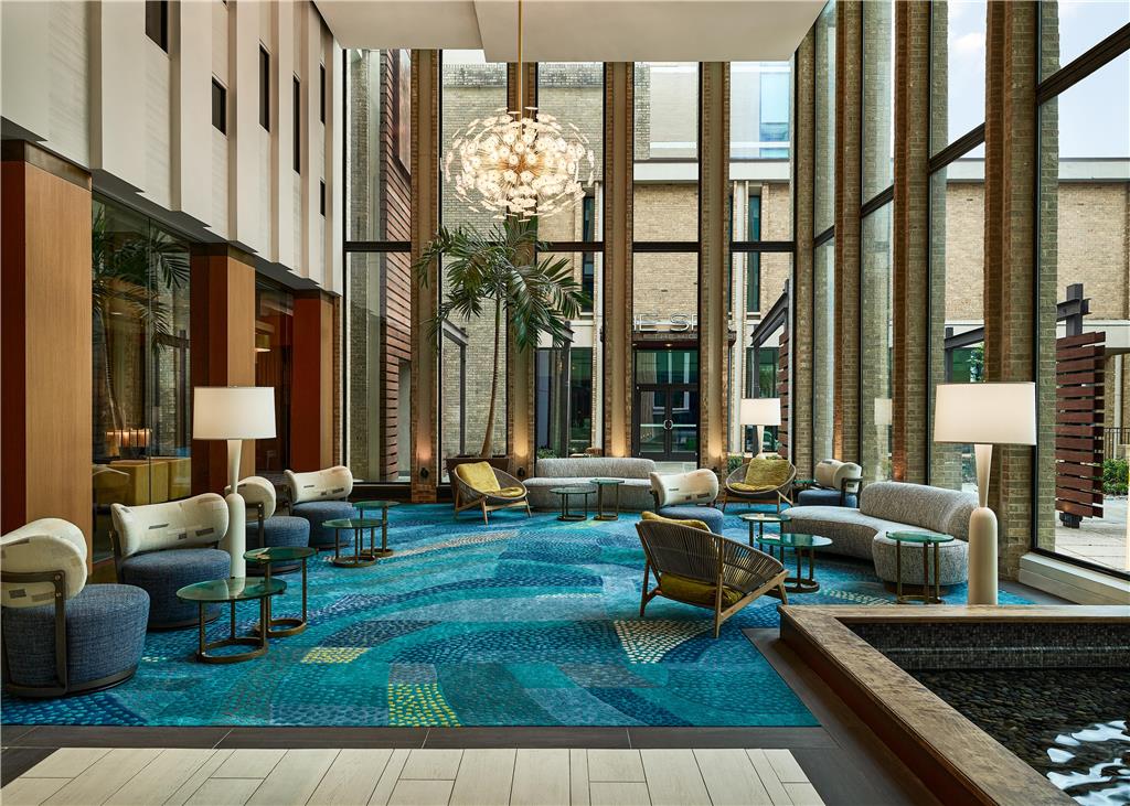 The Highland Dallas, Curio Collection by Hilton, dog-friendly hotel, photo 4