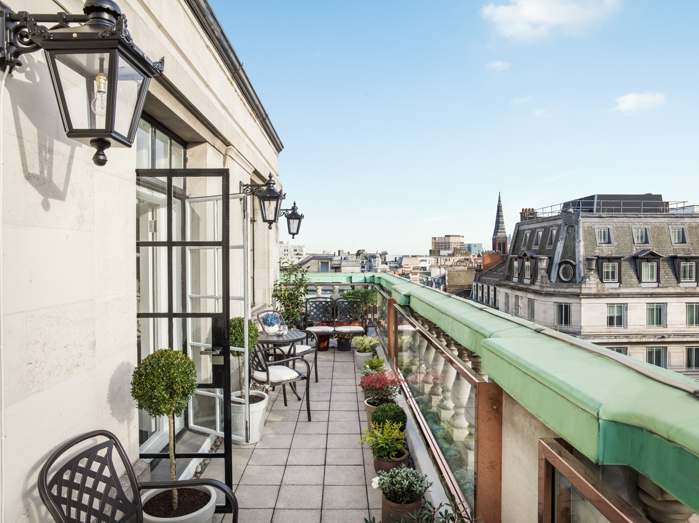 The Langham, dog-friendly hotel, photo 2