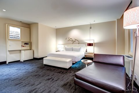 The Midland Hotel Chicago, dog-friendly hotel, photo 3