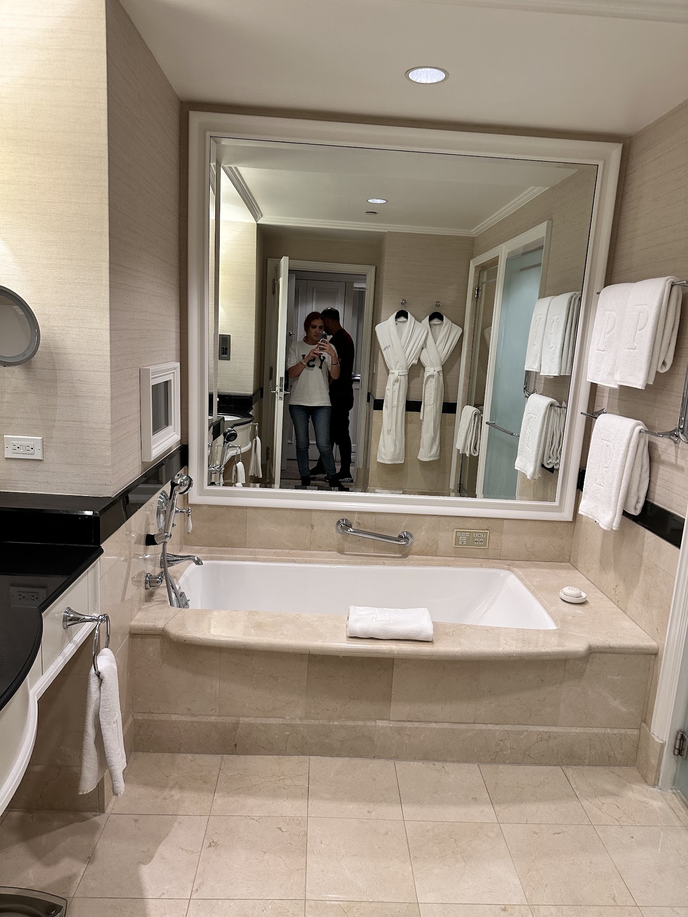 The Peninsula New York, dog-friendly hotel, photo 5