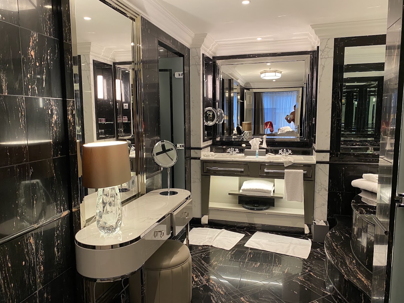 The Ritz-Carlton, Berlin, dog-friendly hotel, photo 5