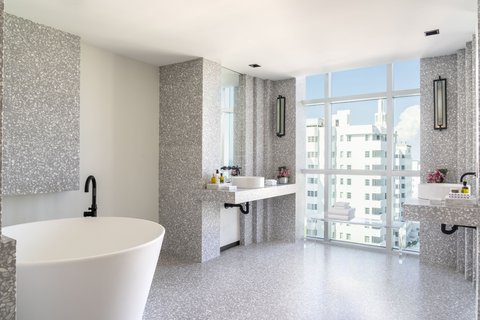 The Ritz-Carlton South Beach, dog-friendly hotel, photo 5