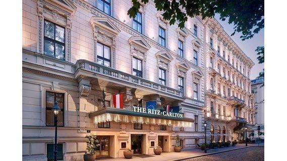 The Ritz-Carlton, Vienna, dog-friendly hotel, photo 2