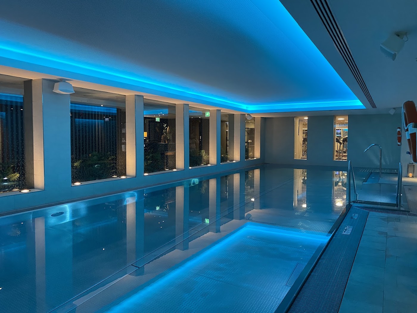 The Ritz-Carlton, Vienna, dog-friendly hotel, photo 4
