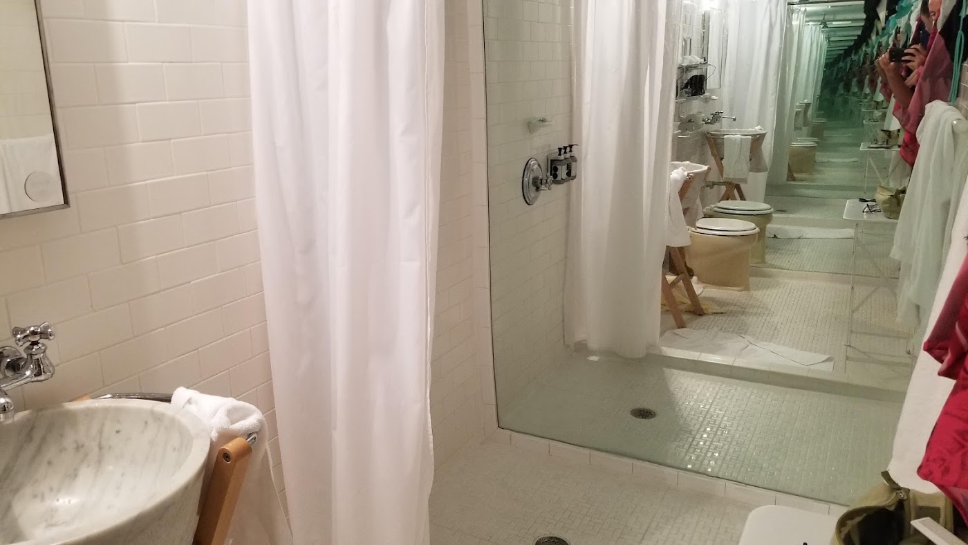 The Standard Spa Miami Beach, dog-friendly hotel, photo 5
