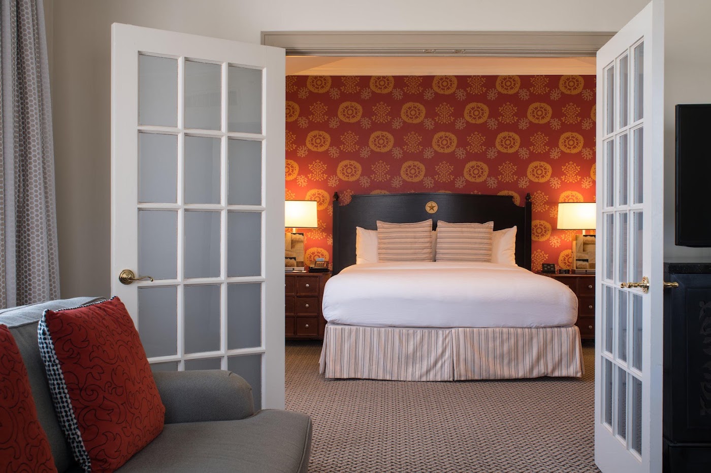 The Stephen F Austin Royal Sonesta Hotel, dog-friendly hotel, photo 2
