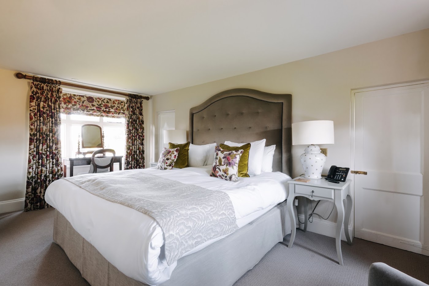 The Victoria, dog-friendly hotel, photo 3