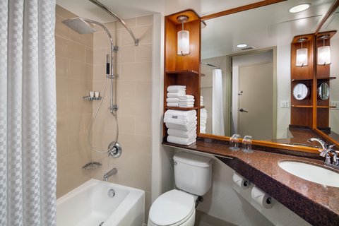 The Westin Bonaventure Hotel and Suites, dog-friendly hotel, photo 5