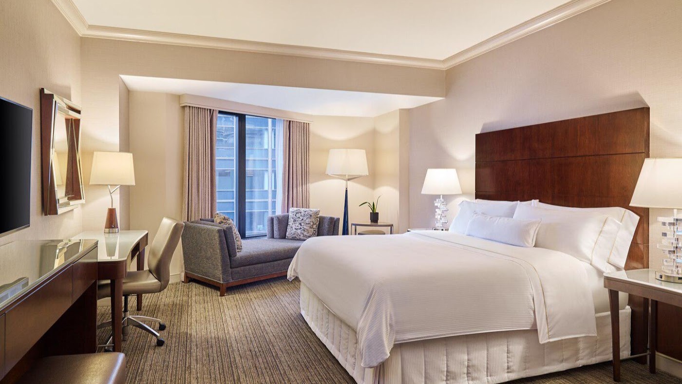 The Westin Chicago River North, dog-friendly hotel, photo 2