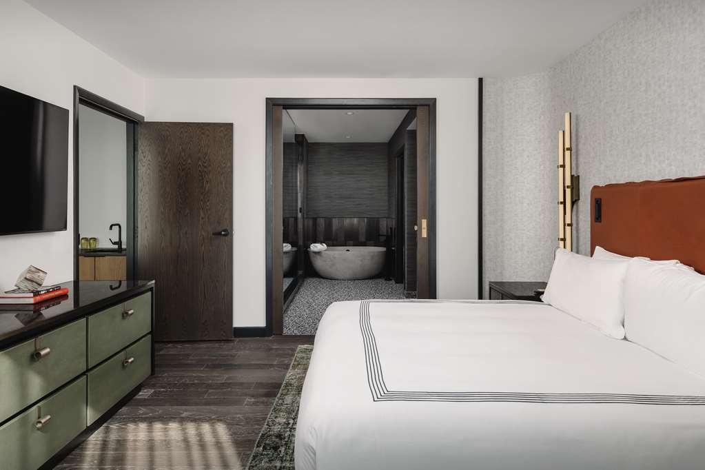Thompson Austin, by Hyatt, dog-friendly hotel, photo 2