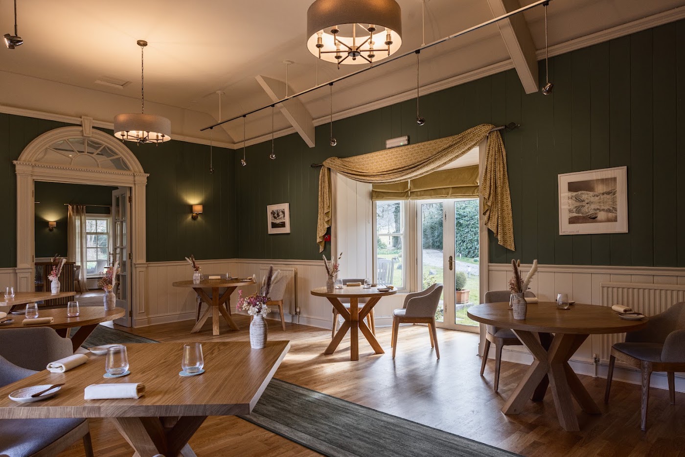 Tyddyn Llan, dog-friendly hotel, photo 2