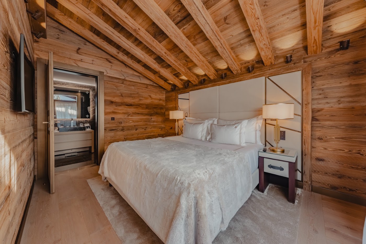 Ultima Courchevel Belvédère, dog-friendly hotel, photo 3
